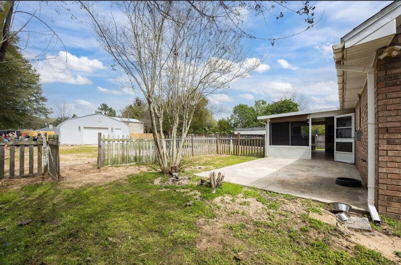 Building Photo - 4770 Coronado Cir