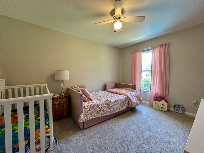 Building Photo - 1701 Everest Cir
