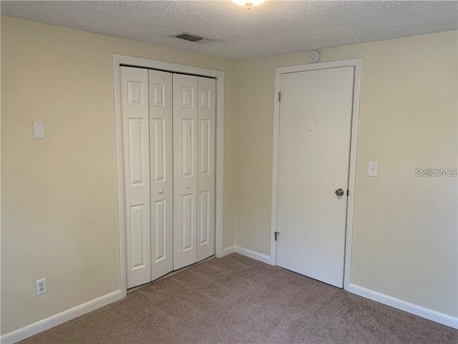 Building Photo - 4913 Rockledge Cir