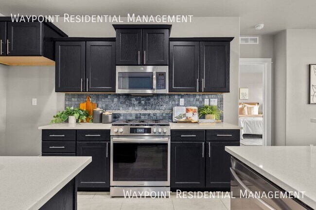 Building Photo - 4235 S Highcliff Ave