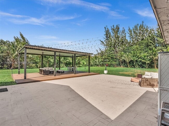 Building Photo - 6920 SW 182nd Way