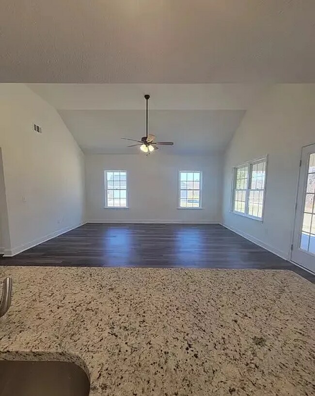Building Photo - 109 Enclave Ct