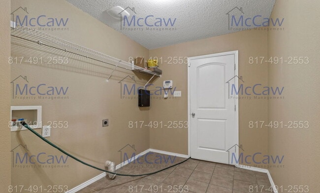 Building Photo - 8821 Moon Rise Ct