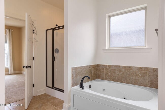 Building Photo - 225 Woodhaven Rd