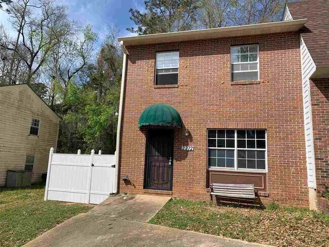 Building Photo - 2372 Gregory Dr
