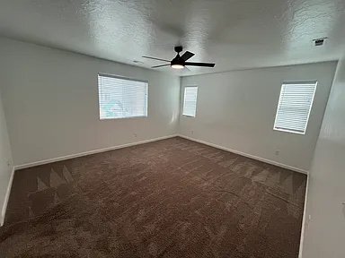 Building Photo - 2042 N Elderberry Dr