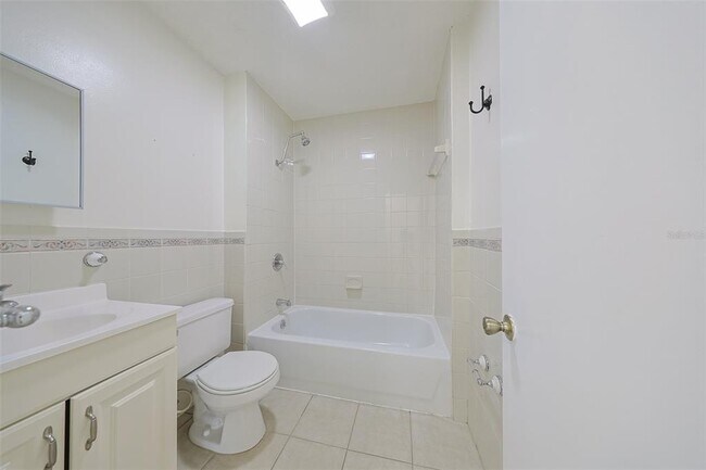 Building Photo - 2417 S 66th St