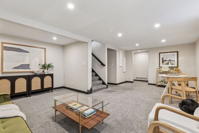 Building Photo - Gorgeous Like New Remodeled Edina Beauty w...