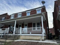 Building Photo - 40 Fairview Ave