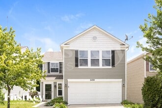 Building Photo - 15498 Border Dr