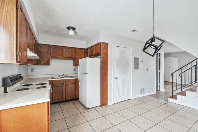 Building Photo - 2694 Evans Mill Dr