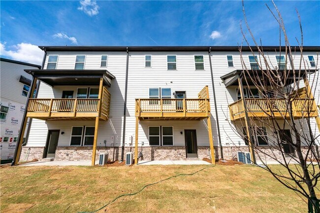 Building Photo - 376 Sunset Holw St