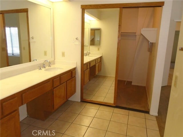 Building Photo - 19 Goldstar Pl