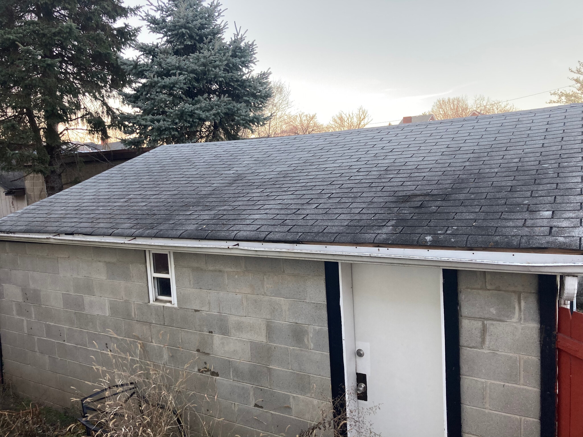 Building Photo - 222 E 18th St