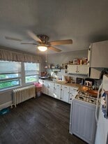 Building Photo - 1562 Woodland Ave