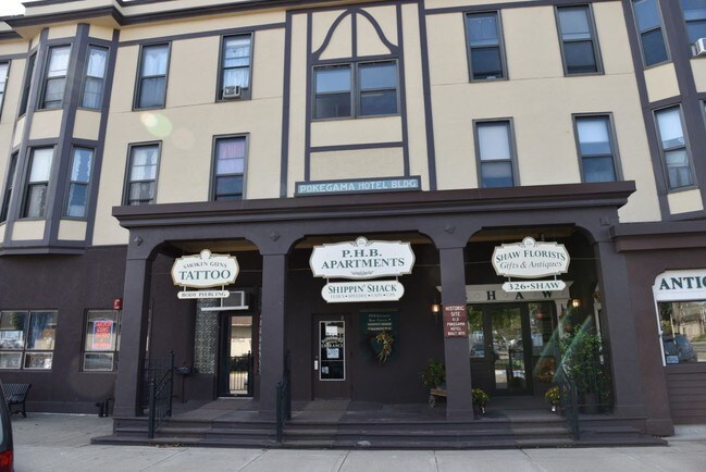 Building Photo - Pokegama Hotel Building