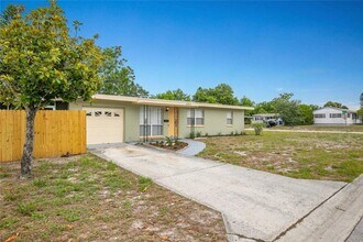 Building Photo - Call Today to Tour This Great 3-bedroom House Available for Rent in Beautiful St Petersburg!