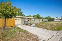 Building Photo - Call Today to Tour This Great 3-bedroom House Available for Rent in Beautiful St Petersburg!