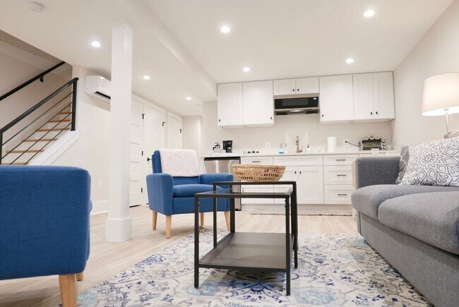 Building Photo - Luxury Rowhouse Living in Columbia Heights (w/Solar!)
