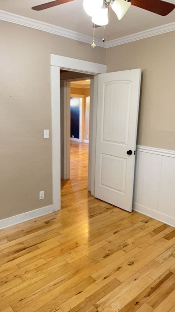 Building Photo - 2 Bedroom 1 Bath Home