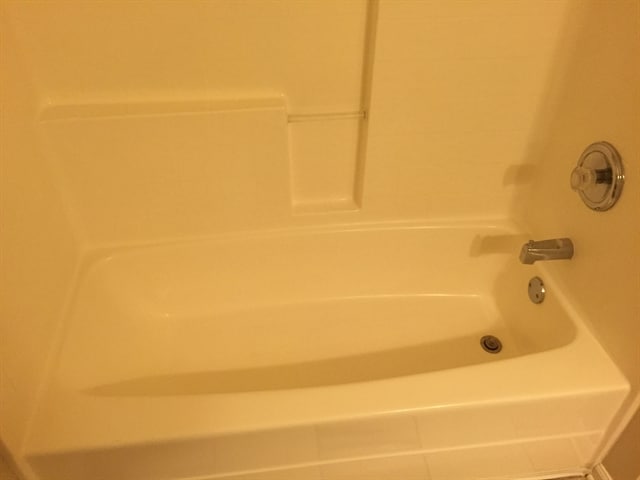 Building Photo - 319 Laurel Hill Cir