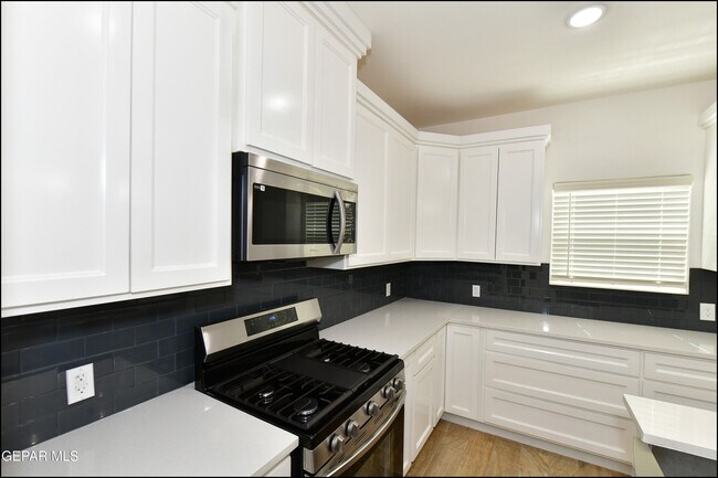 Building Photo - 7913 Mitzie Ram Pl