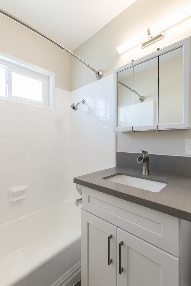 Birch Terrace Apartments 601 E Birch St Brea CA 92821 Apartment Finder