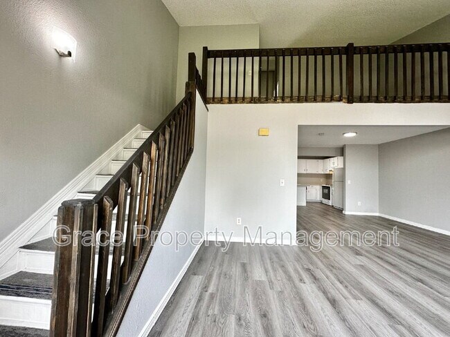 Building Photo - 15670 E Mexico Ave
