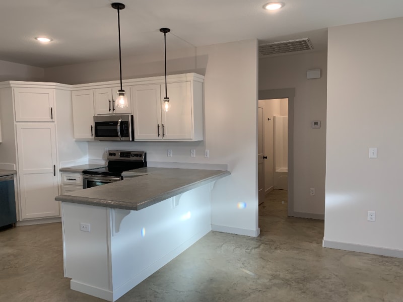 Building Photo - 4608 Wolf Run Trl