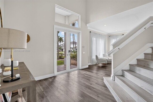 Building Photo - 981 Waterside Cir
