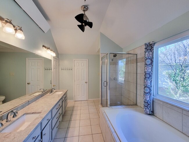 Building Photo - Welcome home to this beautiful 2 story on a cul de sac lot! Fresh paint and Stainless steel appli...