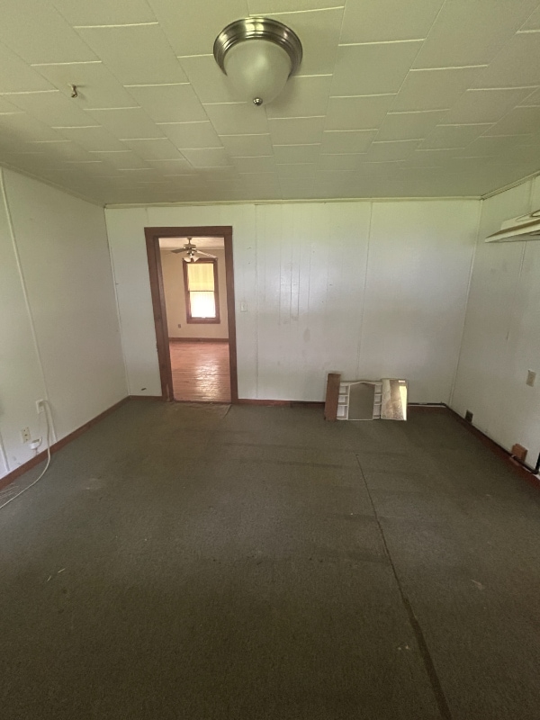 Building Photo - 473 S Thornton Ave