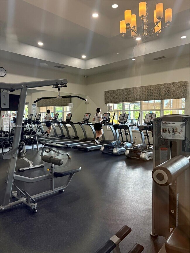 Building Photo - 3383 W 90th St