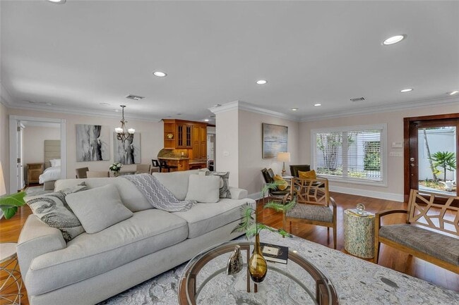 Building Photo - 2840 NE 26th Ct