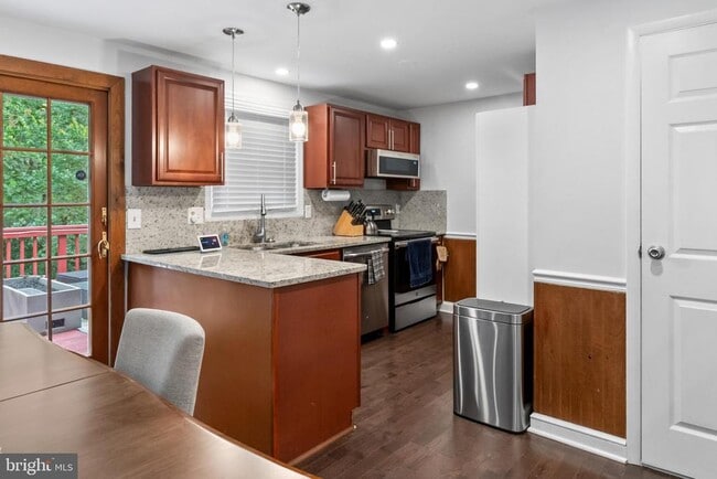Building Photo - 8113 Loving Forest Ct