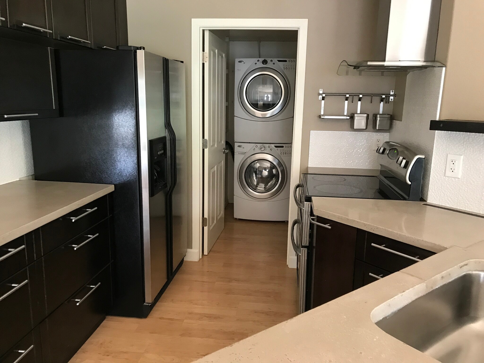 Building Photo - 3070 Lore Rd