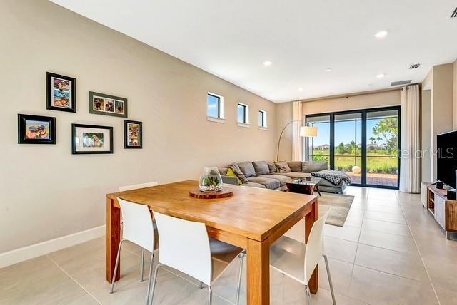 Building Photo - 6221 Fish Eagle Ct