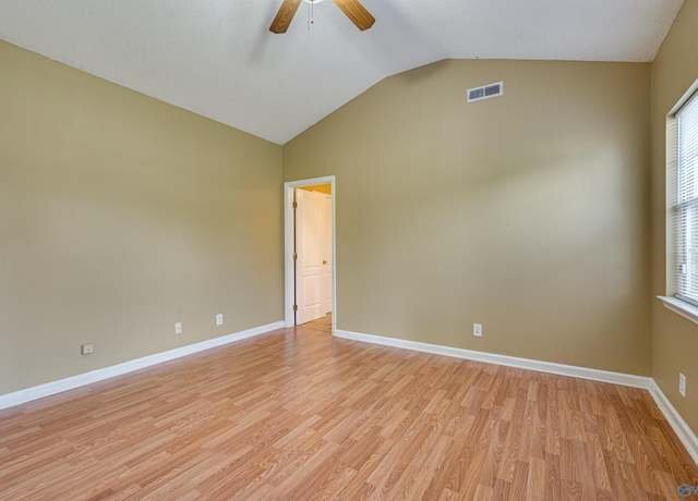 Building Photo - 206 Maddux Ct