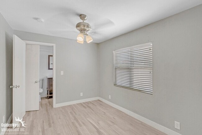 Building Photo - Spacious 3Bdm 1Ba Home In Central Phoenix!