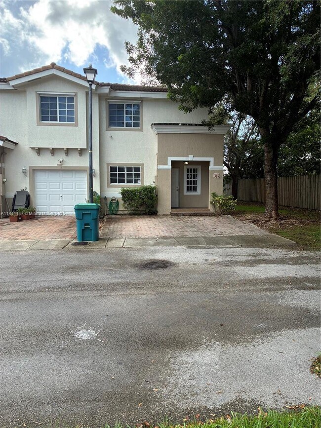 Primary Photo - 13966 SW 260th St