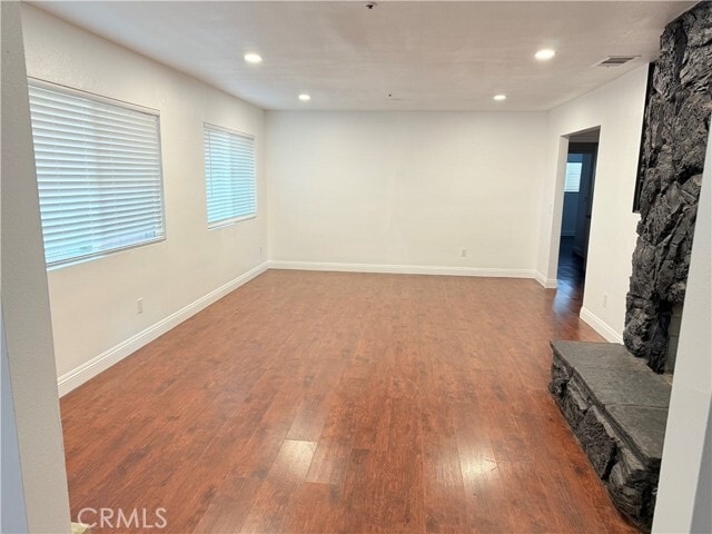 Building Photo - 1034 Avocado Ave