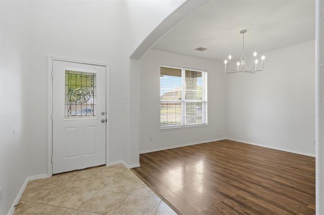 Building Photo - 15636 Gatehouse Dr