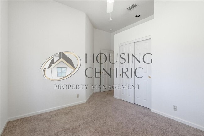 Building Photo - Beautiful Single Story Rental in the Heart of Folsom