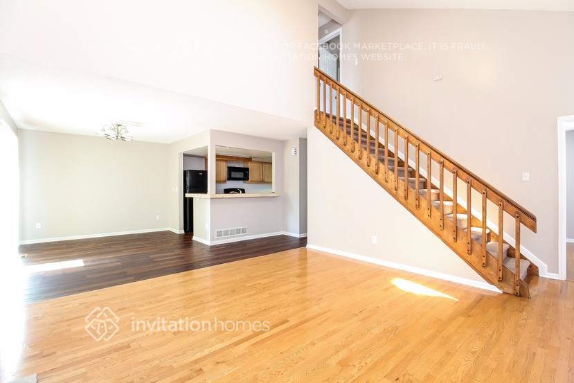 Building Photo - 11701 E Cornell Cir