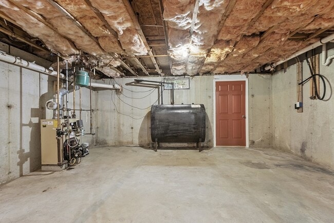 Building Photo - 72 Patterson Rd