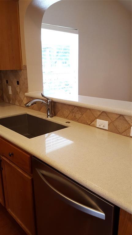Building Photo - 4831 Mather