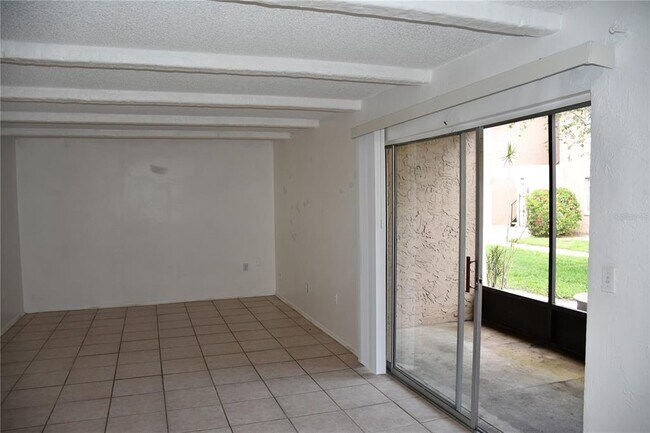 Building Photo - 1171 Calle Del Rey