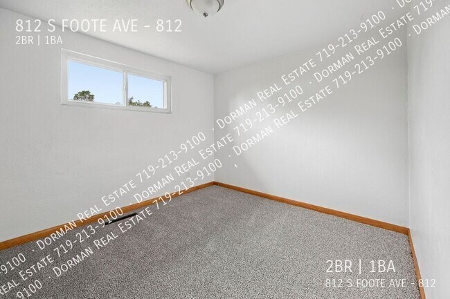 Building Photo - 812 S Foote Ave
