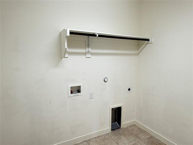 Building Photo - 7644 Spring Dr