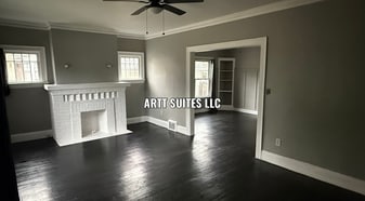 Building Photo - 15987 Nelamere Rd